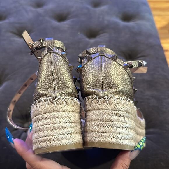 VALENTINO GARAVANI Metallic Rockstud Ankle Wrap Espadrille Flatform Sandals 38 - Picture 10 of 12
